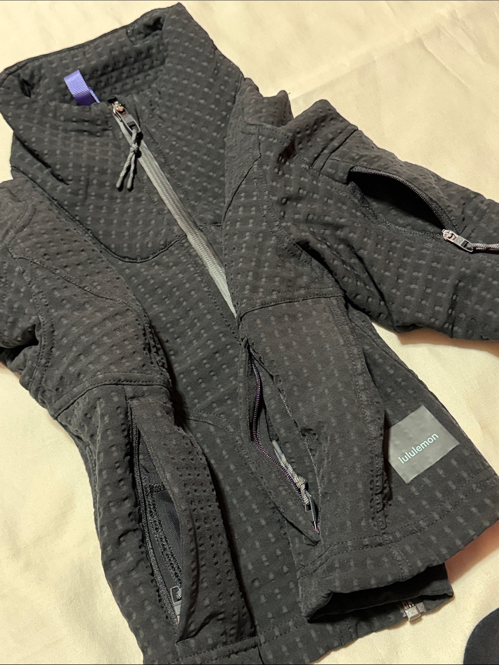 Lululemon Water-Repellent Grid Fleece Hiking Jacket Black size 0 - Picture 11 of 14